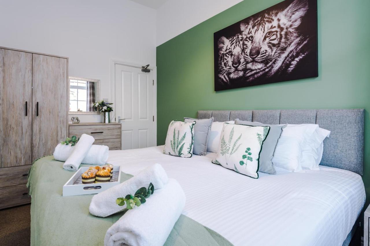 Bright 1-Bed Apartment In Chester By 53 Degrees Property, Ideal For Professionals & Couples, Great Location - Sleeps 4 Exterior photo