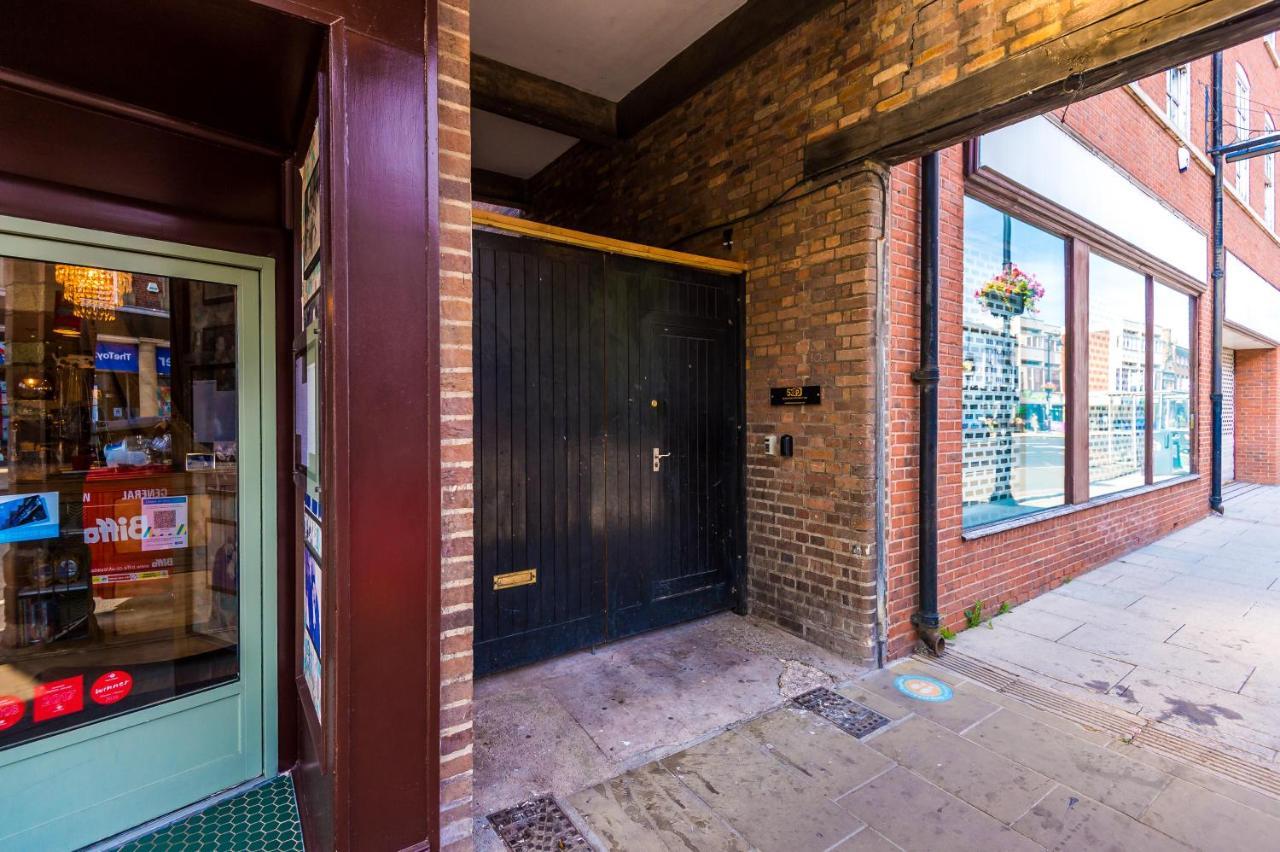 Bright 1-Bed Apartment In Chester By 53 Degrees Property, Ideal For Professionals & Couples, Great Location - Sleeps 4 Exterior photo